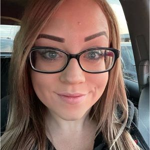 Meet your Posher, Katherine